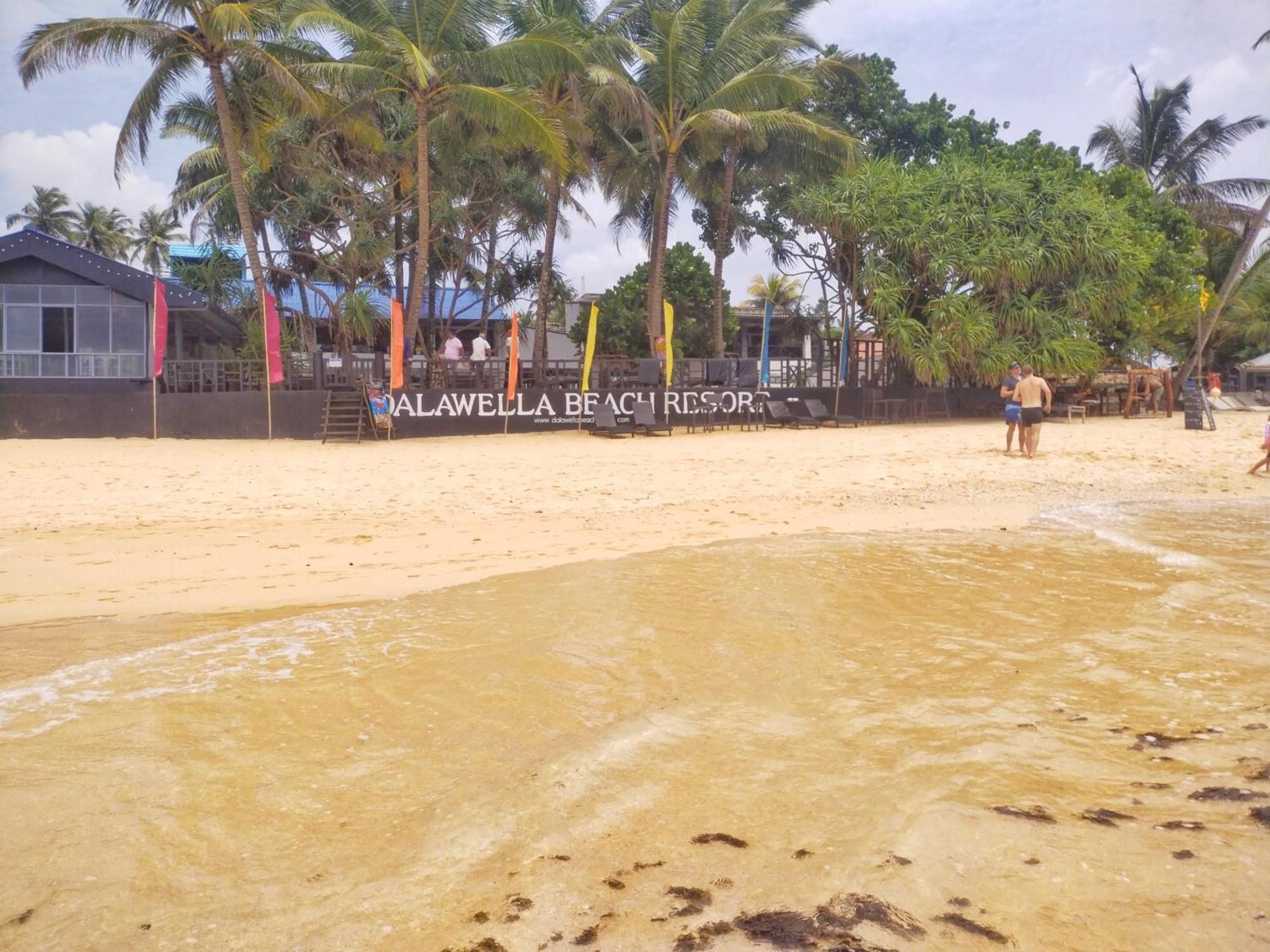 Dalawella Beach Resort Unawatuna Exterior photo